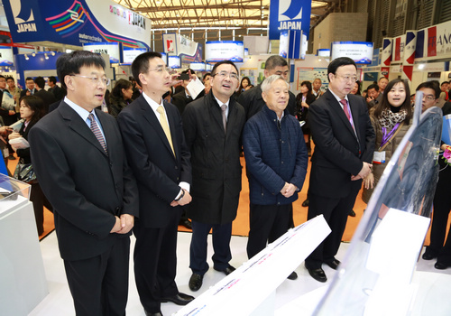 W020141218440136203506 ±´Ë¹ÌØ - È«Çò×îÉÝ»ªµÄÓÎϷƽ̨